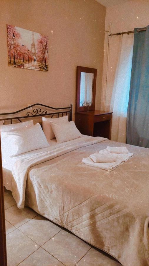 Guesthouse Adonis Loutraki  Ngoại thất bức ảnh