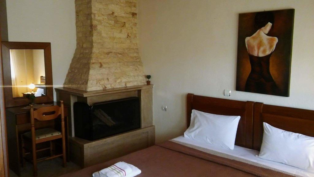 Guesthouse Adonis Loutraki  Ngoại thất bức ảnh