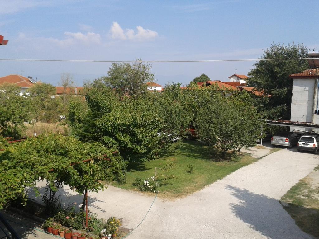 Guesthouse Adonis Loutraki  Ngoại thất bức ảnh
