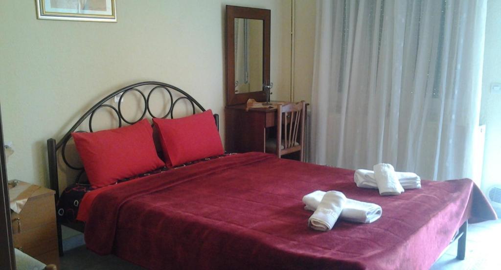 Guesthouse Adonis Loutraki  Ngoại thất bức ảnh