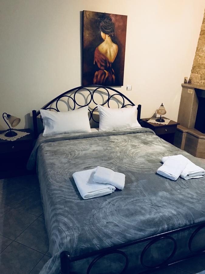 Guesthouse Adonis Loutraki  Ngoại thất bức ảnh